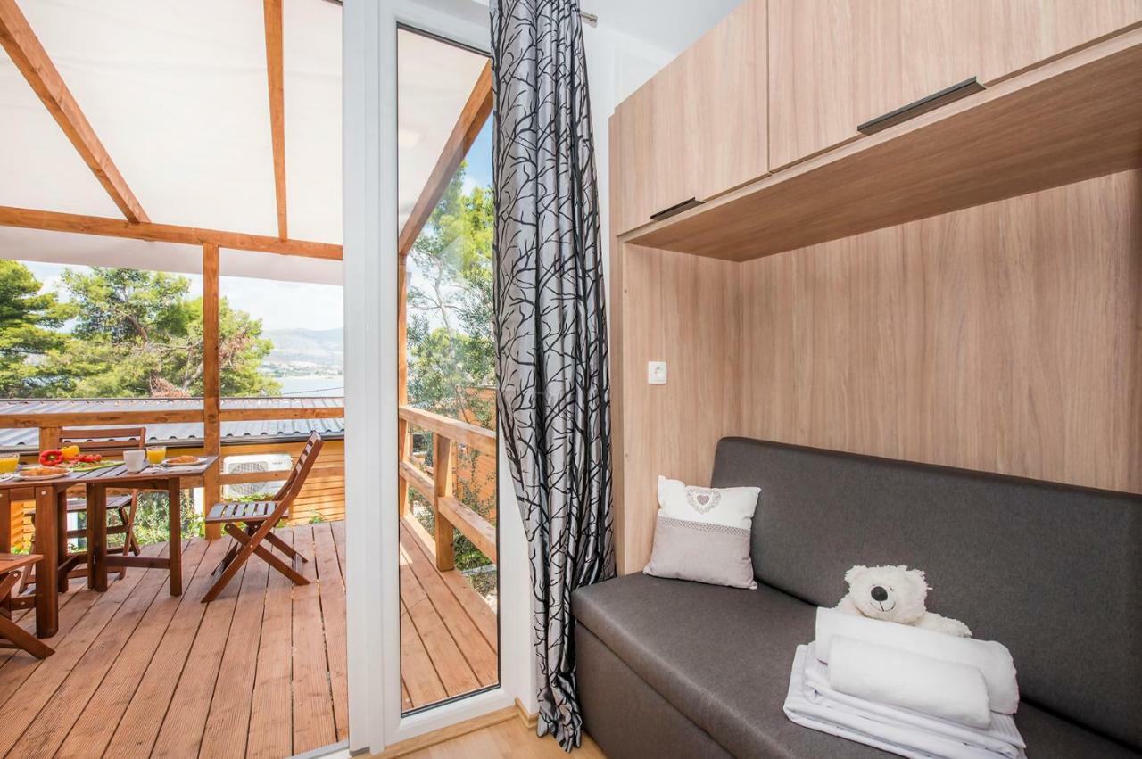 Mediteran Travel Mobile Homes Trogir - Ciovo Arbanija Exterior photo