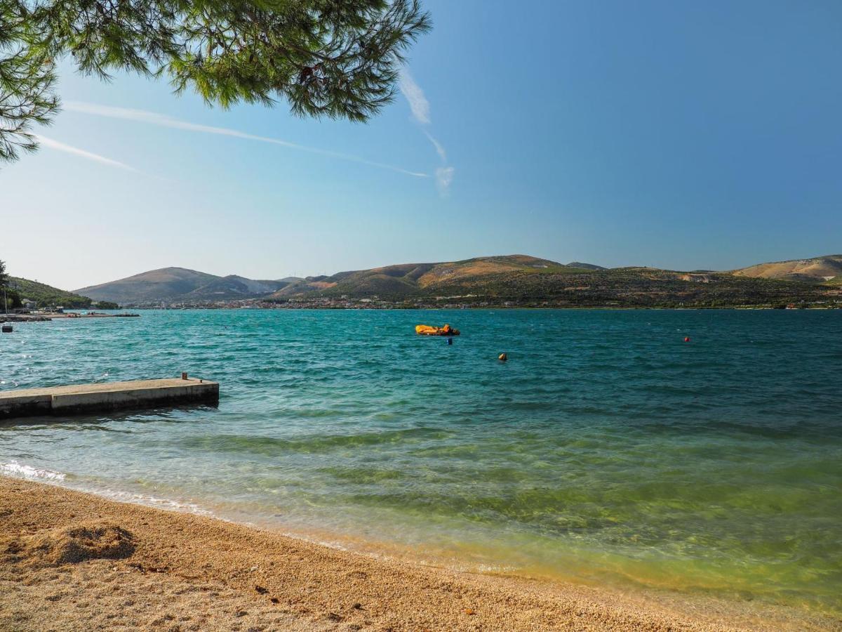 Mediteran Travel Mobile Homes Trogir - Ciovo Arbanija Exterior photo
